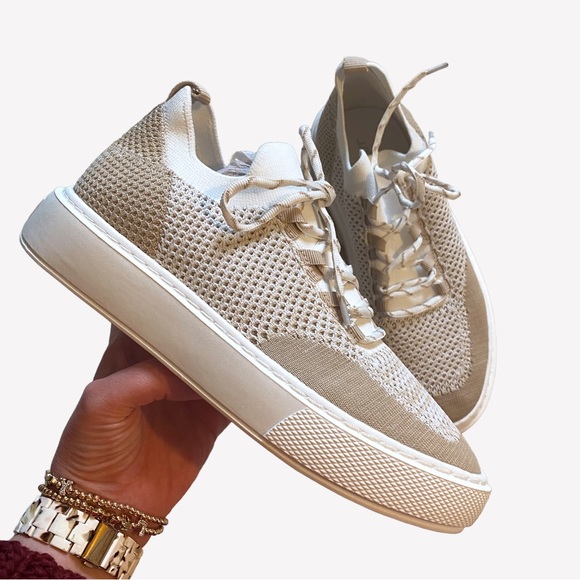 NIB J/SLIDES NYC Duchess Lace-Up Fashion Platform Sneakers White Beige Women’s 9 - Picture 2 of 11